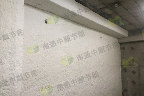 玻璃棉喷涂.jpg 玻璃棉喷涂.jpg